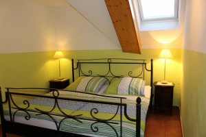 Ferienwohnung W2 und W3 - Schlafzimmer 2